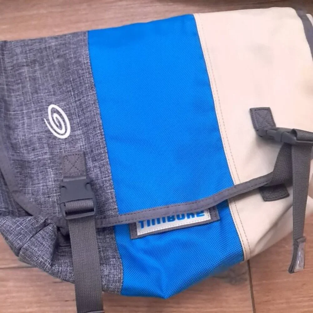 Timbuk2 Freestyle Plus Messenger Shoulder Bag Blue Gray cream grey crossbody‎